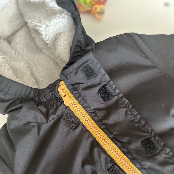 GAP winter jacket - Picture 4 of 5